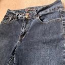 Bubblegum Women’s Mid-Rise Denim Jean Capris Photo 3