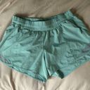 Lululemon Hotty Hot Shorts Photo 0