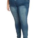 Universal Standard  Women's Faded Blue Medium Mid Rise Skinny Jeans - Size 32 Photo 0