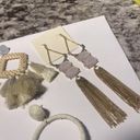 Dress Up Lot Of 4 Women’s Costume Earrings Pierced Dangle Drop - Mixed Materials  Photo 7