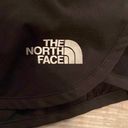 The North Face Shorts Size Medium Photo 2