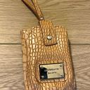 Liz Claiborne Posh show.  wristlet wallet/cellphone holder​ Photo 0