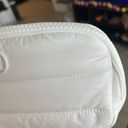 Lululemon Everywhere Belt Bag *Wunder Puff Photo 9