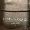 Beyond Yoga Top Photo 5