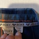 Roxy Women’ button down shirt size medium Photo 2