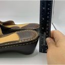 Born concept  BOC Women's Sandals Size 8M Strapped Brown Slip On EUC Photo 4