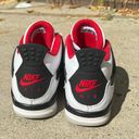 Air Jordans 4 Retro OG ‘Fire Red’ 2020 Photo 2