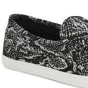 Sanuk  Oaur I Duce Snake Skin Print Slip On Shoes Womens Size 7 Black Vegan Photo 1