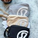 Lululemon Everywhere Belt Bag NWT Photo 3