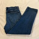 Uniqlo  Womens  Slim Fit Straight High Rise Jeans Straight Size 33x34(12) Photo 1
