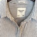 Abercrombie & Fitch  Navy Blue Striped Boyfriend Top Button Down Size Medium Photo 4