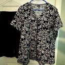 Elle Scrubs size XL  top black white yellow flowers & HeartSoul bottoms in black Photo 0