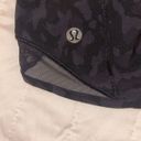 Lululemon Hotty Hot Short 2.5” Photo 3