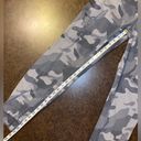 Hollister  Ultra High Rise Jogger Pants in Grey Camo - size small Photo 8