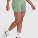 Oner Active EFFORTLESS SEAMLESS SHORTS IN SAGE - SMALL  Photo 0