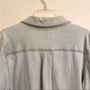 Denim & Co Women’s . Button Down Y-Neck Roll-Tab Long Sleeve Denim Shirt Medium Photo 11