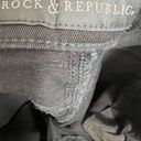 Rock & Republic NWT  Kendall Mid Rise Capri Jeans 8 Photo 1