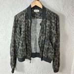 Bella Dahl  | Odelle Camo Bomber Jacket Photo 4