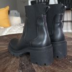 Steve Madden Zappa Lug Sole Black Pull On Chelsea Boot Photo 4