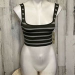 No Boundaries  crop top Photo 0