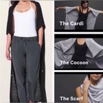 Lululemon Women’s Rejuvenate Wrap Scarf Snap Black Ribbed Striped Size O/S Photo 3