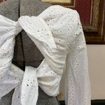 Gianni Bini GB  Cropped Eyelet Open Tie Back White Cropped Top - Sz M 💕🎀 Photo 6