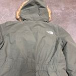The North Face  women's Arctic parka color thyme NF0A4R2VNYC Photo 6