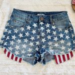 Tobi Stars & Stripes Shorts Photo 0