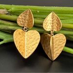 Kate Spade New York Worn Gold Metal Petal Drop Earrings 21g. Photo 2