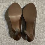 Jeffrey Tyler  High Heels Photo 12