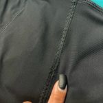 Lululemon  Water Bound Crops Black and Blue Tropics Size 4 Photo 11