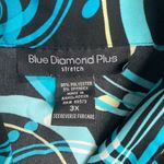 BLUE DIAMOND PLUS‎ Stretch Geometric design Black Blue Green White Top 3X Photo 7