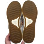 Clarks Women's 7.5 Breeze Shore Mule Olive Green Fern Leaves Photo 6