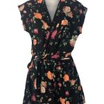Red Dress Boutique Boutique Ninexis Black Floral Surplice Wrap Short Sleeve Romper S Photo 3