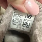 New Balance  574 Off White/Pink Sneakers, Size 6.5 Photo 2