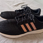 Adidas Women’s  Tennis Shoes Photo 0