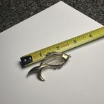 Fish Wire Design Gold Tone Brooch Pin Photo 4