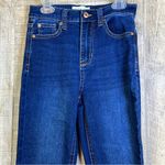 Celebrity Pink RE generation by a Hydro Cropped Straight Skinny Size 3/26 Jeans Photo 2