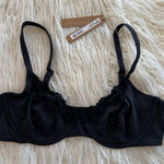 SKIMS  Fits Everybody Lace Underwire Bra Onyx Size 36D Photo 0