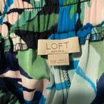 Loft 💜  Petite Midi Skirt in Tropical Flowers Print with Pockets Photo 3