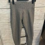 Women’s Booty Enhancing Yoga Pants Exercise Athletic Size M Grey Polyester Gray Size M Photo 0