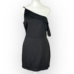 superdown  Keyonne Mini Dress Women's Medium Black Asymmetric Draped Off Shoulder Photo 2