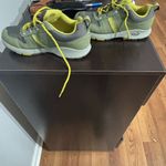 Chacos Great condition Chaco vika trail sneakers sz 9 Photo 3