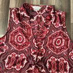 Van Heusen Women's Large Sleeveless  Red Black Batik/Paisley Print Blouse V-Neck Photo 4