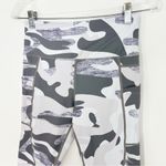 Zyia  Grey Camo Pocket Light n Tight High Rise Crop Size Medium Photo 3