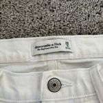 Abercrombie & Fitch The Boyfriend Mid Rise White Distressed Jeans Size 28/6 Photo 2