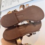 Clarks  Gold Leather Strappy Gladiator Sandals Women’s 9 Beachy Comfort Flats Photo 3