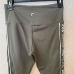 Zyia  Active Women Size 6-8 Olive‎ Logo Stripe Light n Tight Hi-Rise Capri 20" Photo 2