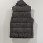 Old Navy Gray Puffer Vest Size Medium EUC Photo 4