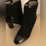 Ron White women black patent leather quilted heel boots Size 7 Photo 2